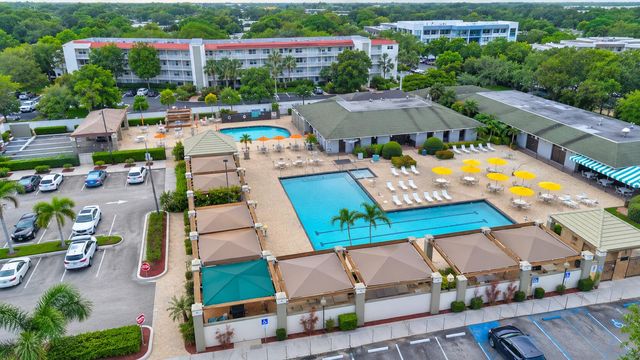1901 Bermuda Circle F2, Coconut Creek, FL 33066