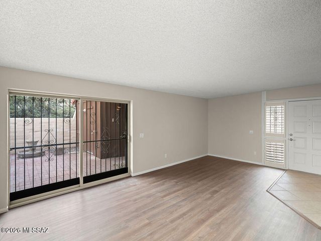 5116 N Pueblo Villas Drive, Tucson, AZ 85704