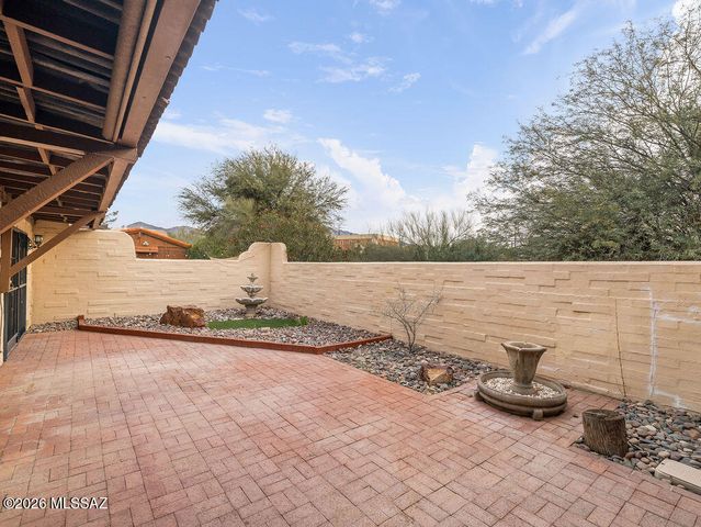 5116 N Pueblo Villas Drive, Tucson, AZ 85704