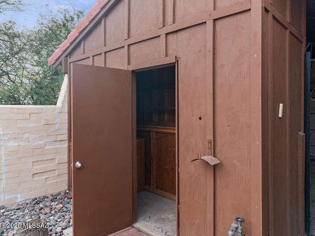 5116 N Pueblo Villas Drive, Tucson, AZ 85704
