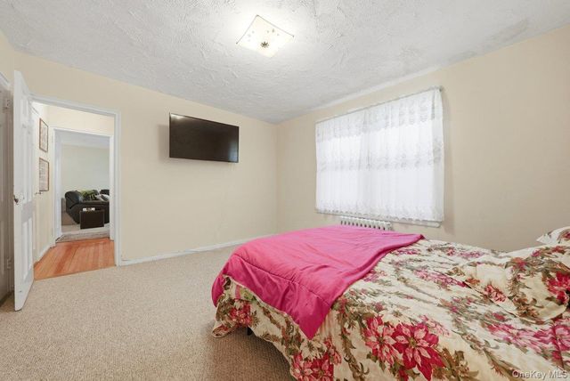 107 Hilltop Acres 107, Yonkers, NY 10704