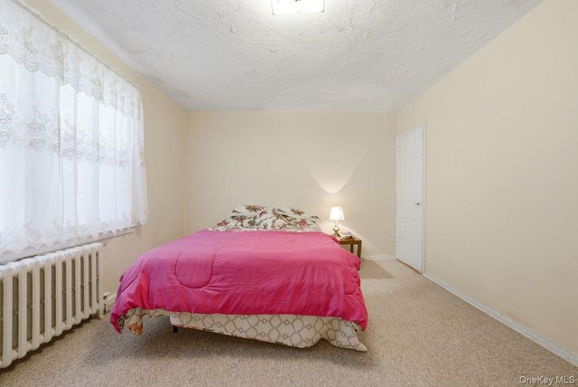 107 Hilltop Acres 107, Yonkers, NY 10704