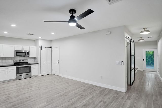 1035 NW 2ND Avenue, Fort Lauderdale, FL 33311