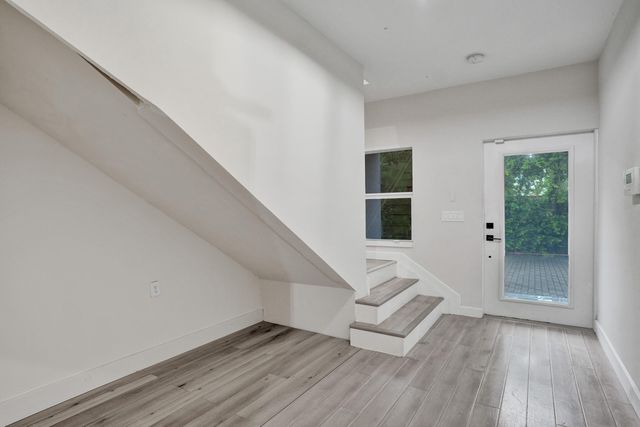 1035 NW 2ND Avenue, Fort Lauderdale, FL 33311