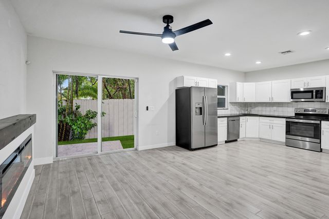1035 NW 2ND Avenue, Fort Lauderdale, FL 33311