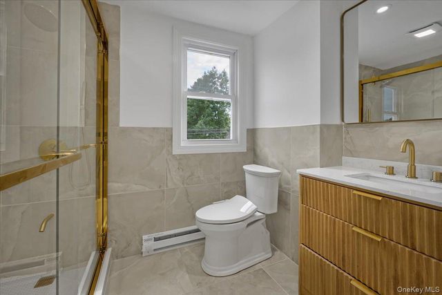 336 W Seaman Avenue, Freeport, NY 11520