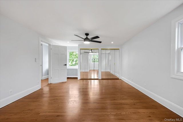 336 W Seaman Avenue, Freeport, NY 11520