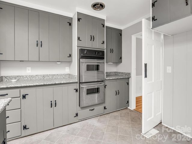 117 Hummingbird Lane, Columbus, NC 28722