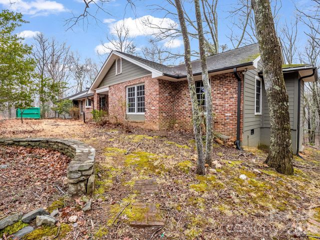 117 Hummingbird Lane, Columbus, NC 28722