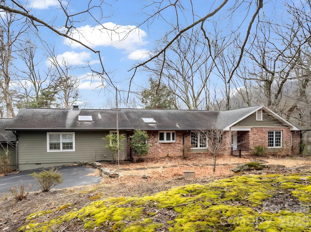 117 Hummingbird Lane, Columbus, NC 28722