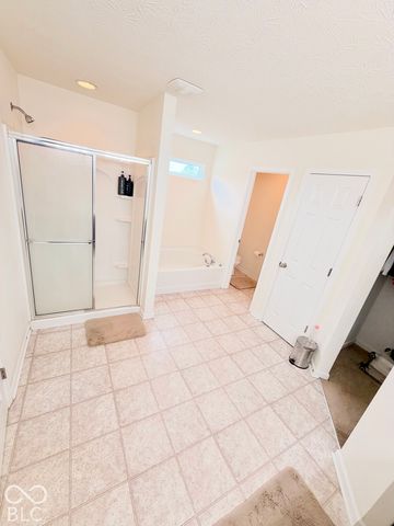 3832 Boundary Bay Drive, Indianapolis, IN 46217