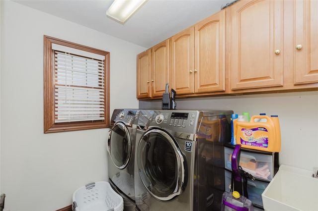 7132 Cierra Drive, Trotwood, OH 45315