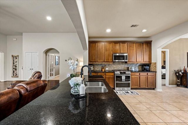 422 Stockport Drive, League City, TX 77573