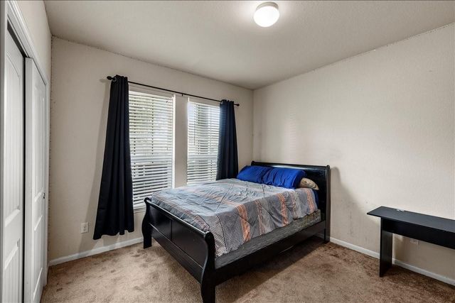 422 Stockport Drive, League City, TX 77573