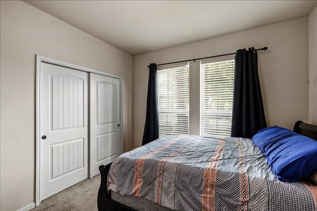 422 Stockport Drive, League City, TX 77573