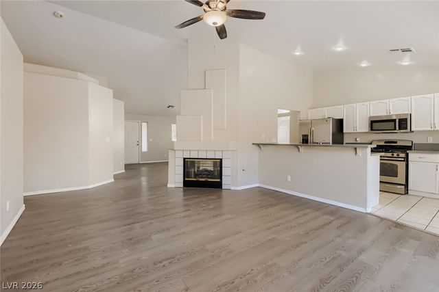 3014 West Gilmore Avenue, North Las Vegas, NV 89032