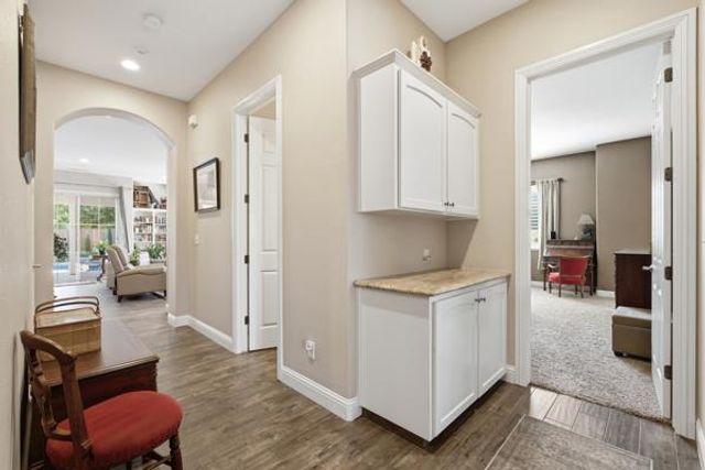 1697 N Jasmine Avenue, Clovis, CA 93619