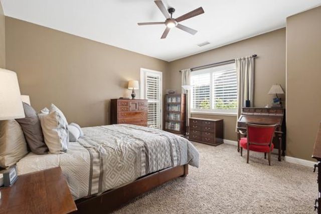 1697 N Jasmine Avenue, Clovis, CA 93619