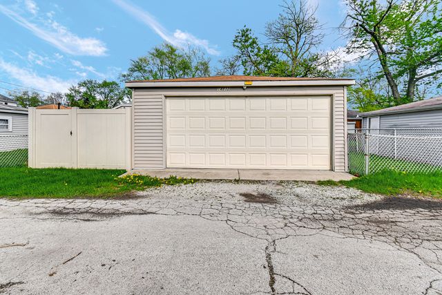14832 Langley Avenue, Dolton, IL 60419