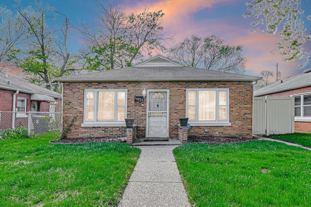 14832 Langley Avenue, Dolton, IL 60419