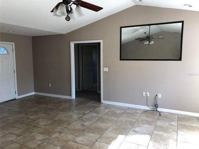 616 E 1ST STREET, Apopka, FL 32703