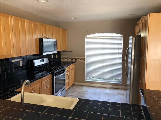 616 E 1ST STREET, Apopka, FL 32703