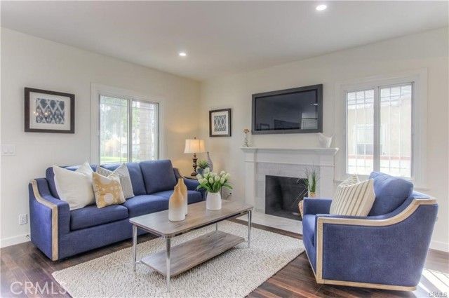 1925 N Screenland Drive, Burbank, CA 91505