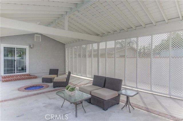 1925 N Screenland Drive, Burbank, CA 91505