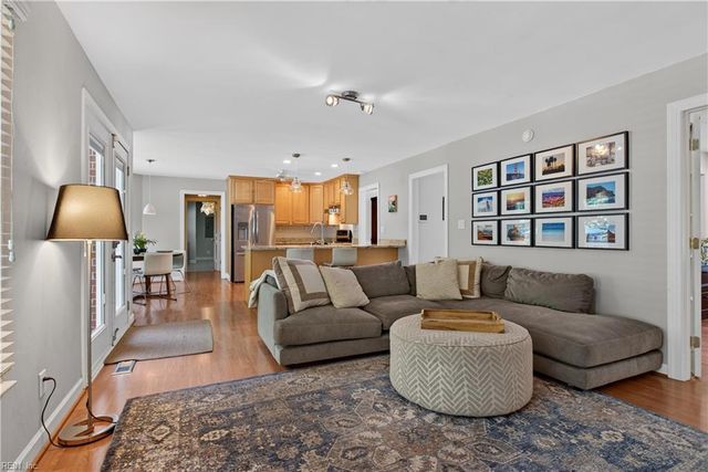 2105 Lords LNDG, Virginia Beach, VA 23454