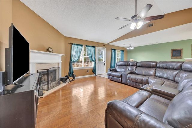 88 Snapping Shoals Road, Mcdonough, GA 30252