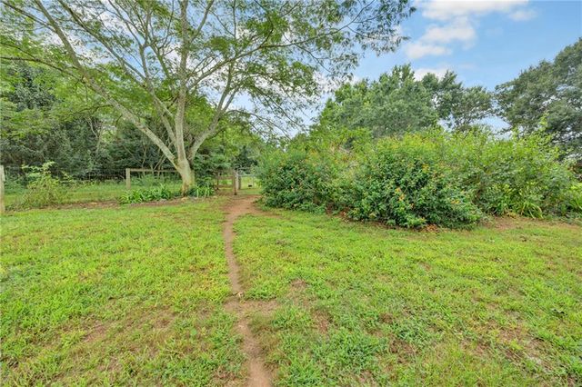88 Snapping Shoals Road, Mcdonough, GA 30252