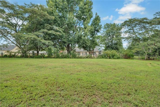 88 Snapping Shoals Road, Mcdonough, GA 30252