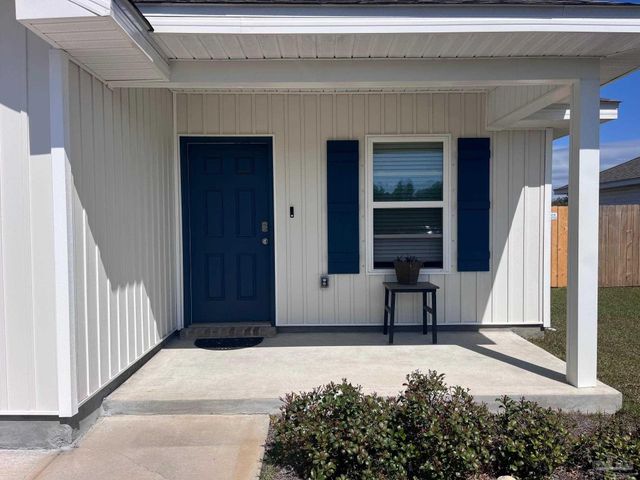 6249 Firefly Dr, Milton, FL 32583