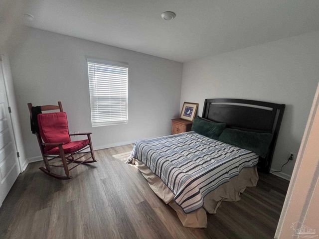 6249 Firefly Dr, Milton, FL 32583