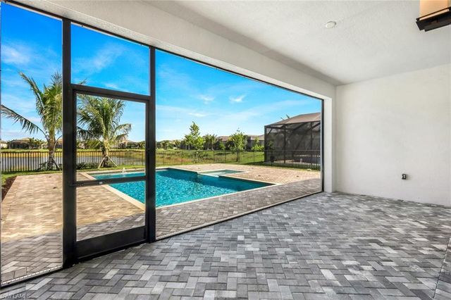 12243 Lotus AVE, Naples, FL 34120