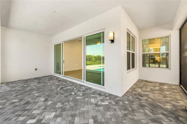 12243 Lotus AVE, Naples, FL 34120
