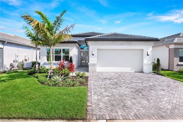 12243 Lotus AVE, Naples, FL 34120