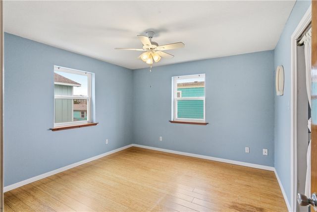 604 La Juana Ct, Port Aransas, TX 78373