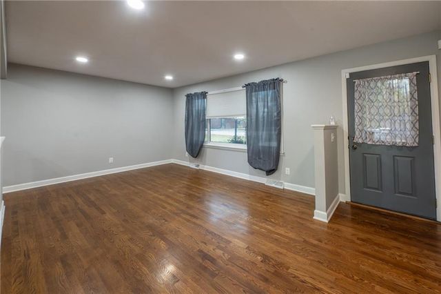 1008 3rd Street, Camden Point, MO 64018