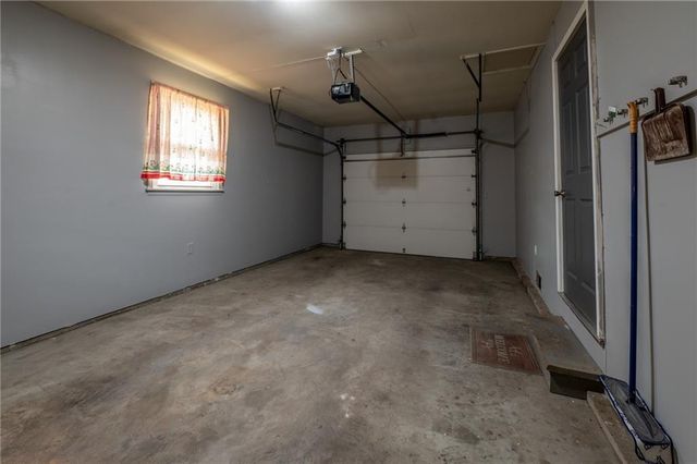 1008 3rd Street, Camden Point, MO 64018