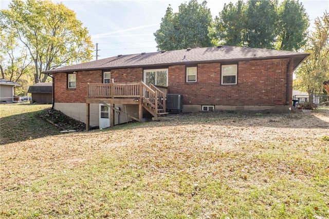 1008 3rd Street, Camden Point, MO 64018