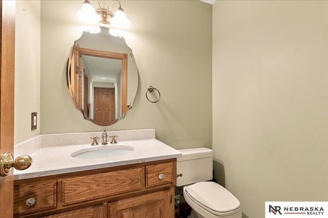 16512 Mason Street, Omaha, NE 68118