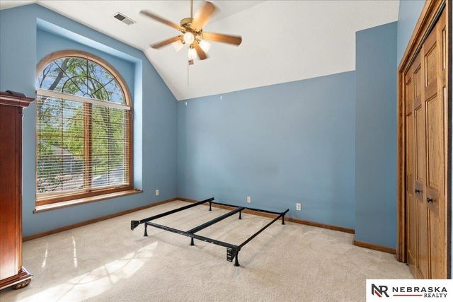 16512 Mason Street, Omaha, NE 68118