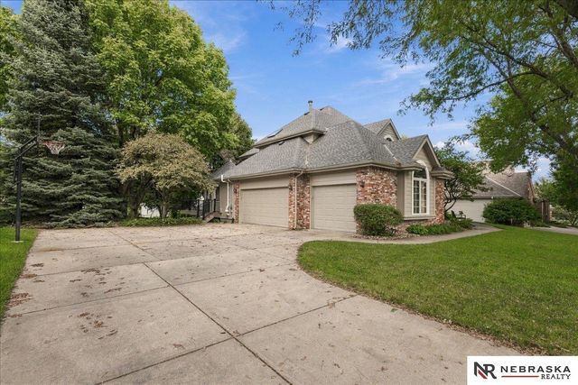 16512 Mason Street, Omaha, NE 68118
