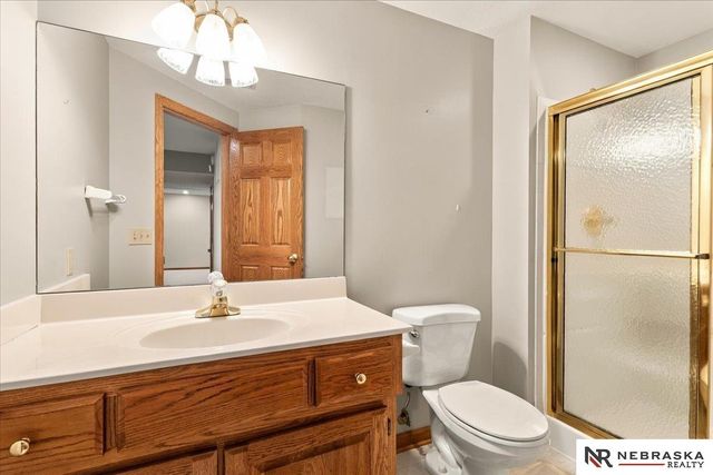16512 Mason Street, Omaha, NE 68118