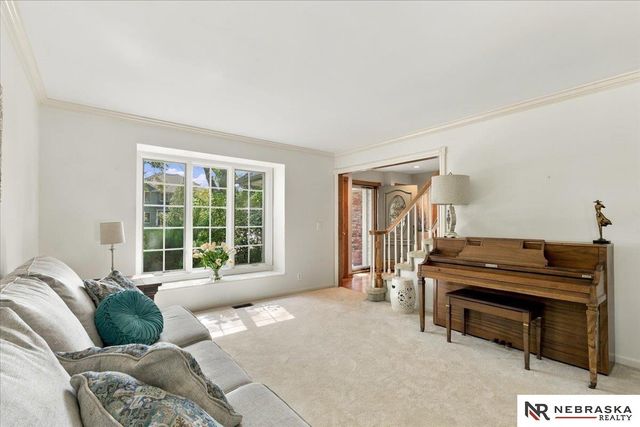 16512 Mason Street, Omaha, NE 68118