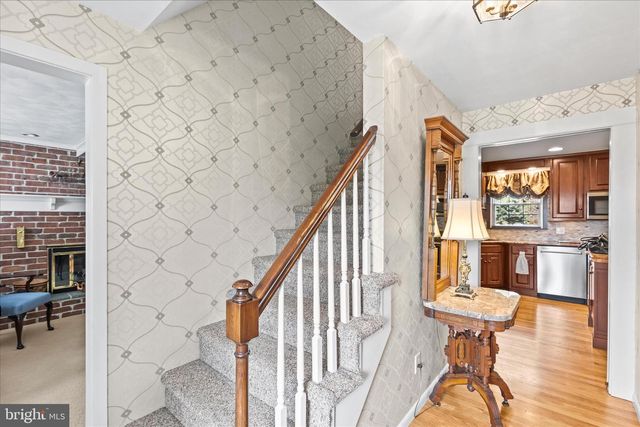 1240 GARRISON DR, York, PA 17404