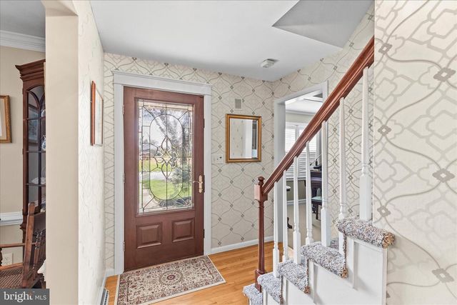 1240 GARRISON DR, York, PA 17404