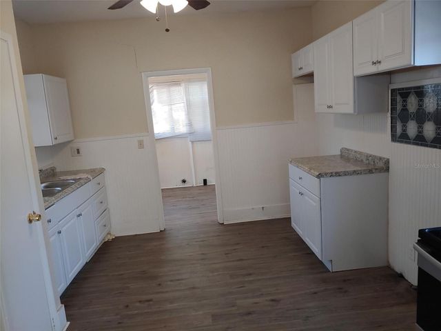 1924 30TH STREET S, St Petersburg, FL 33712