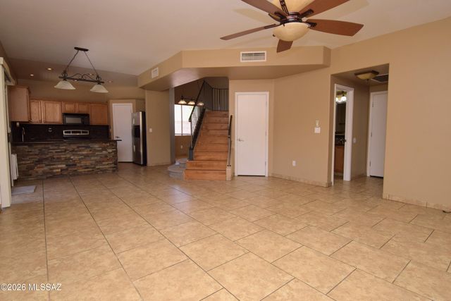 10226 E Desert Eden Place, Tucson, AZ 85747